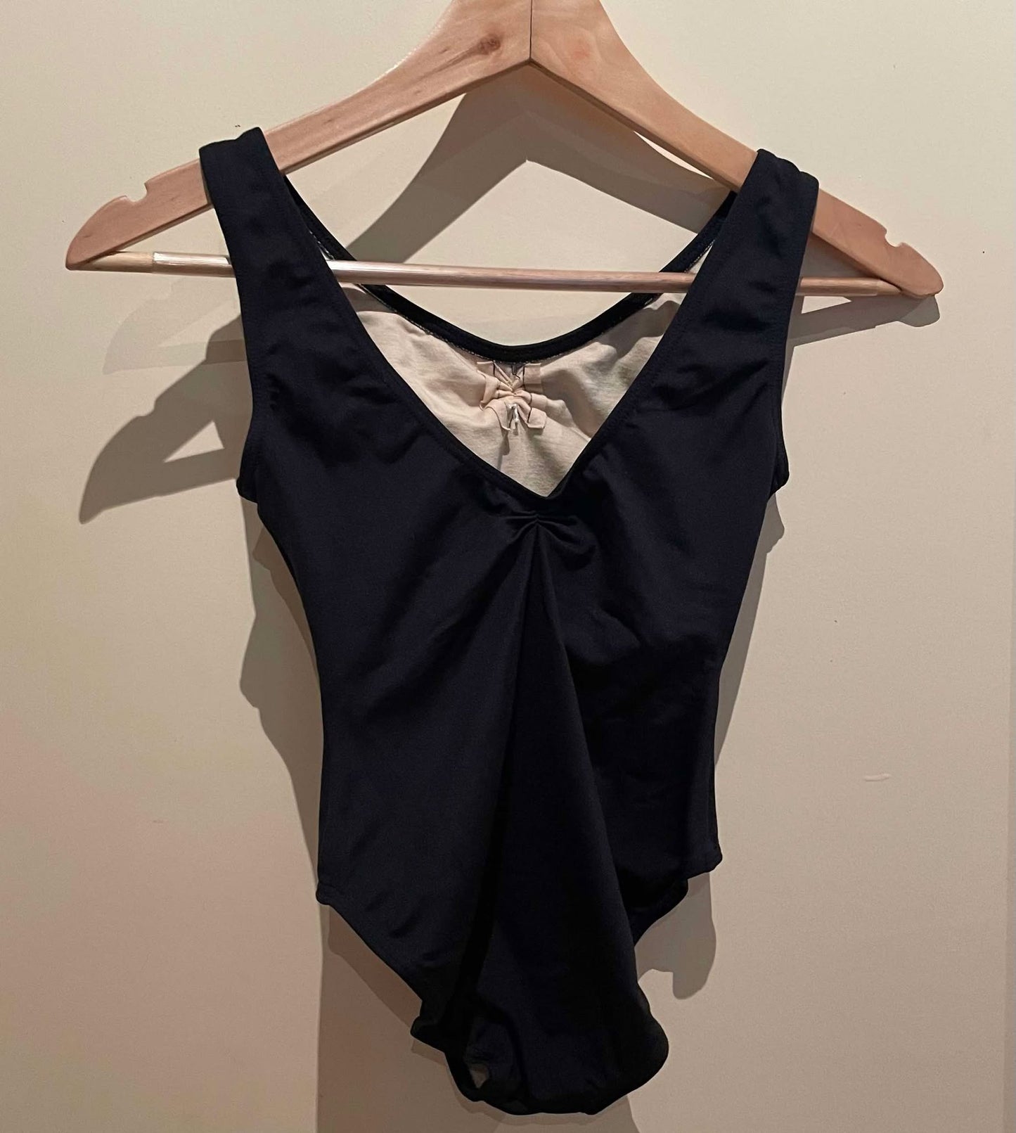 Sleeveless Plain Black Leotard