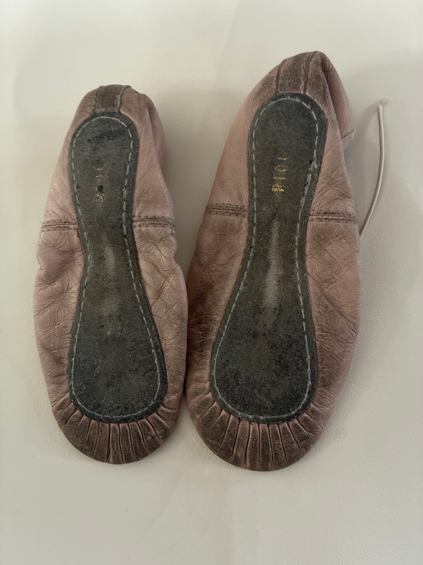 Bloch Dansoft Split Sole Leather ballet shoe - Size Child 12 C