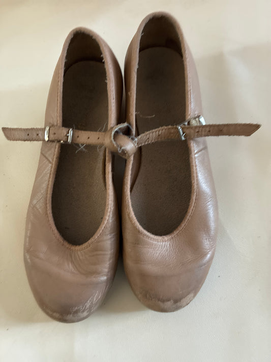 Bloch Tap on Tan shoes - Child size 4