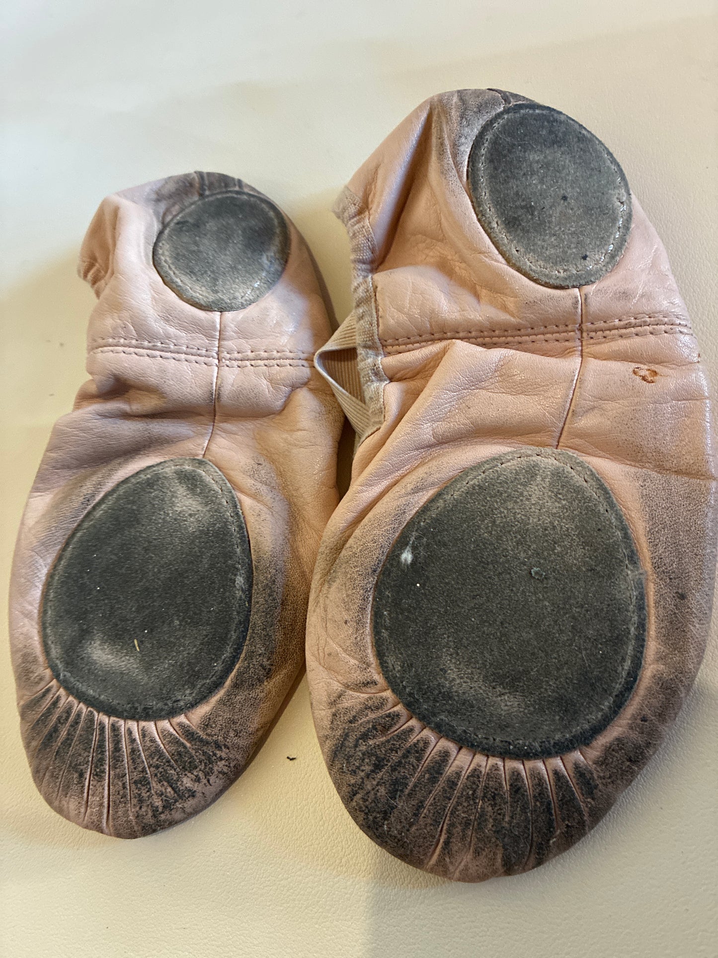 Bloch Dansoft Split Sole Leather ballet shoe - Size Child 2C